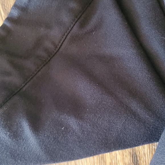 Lane Bryant Navy Blue Cropped Pants with Zip Pockets - Professional & Stylish - Picture 4 of 6